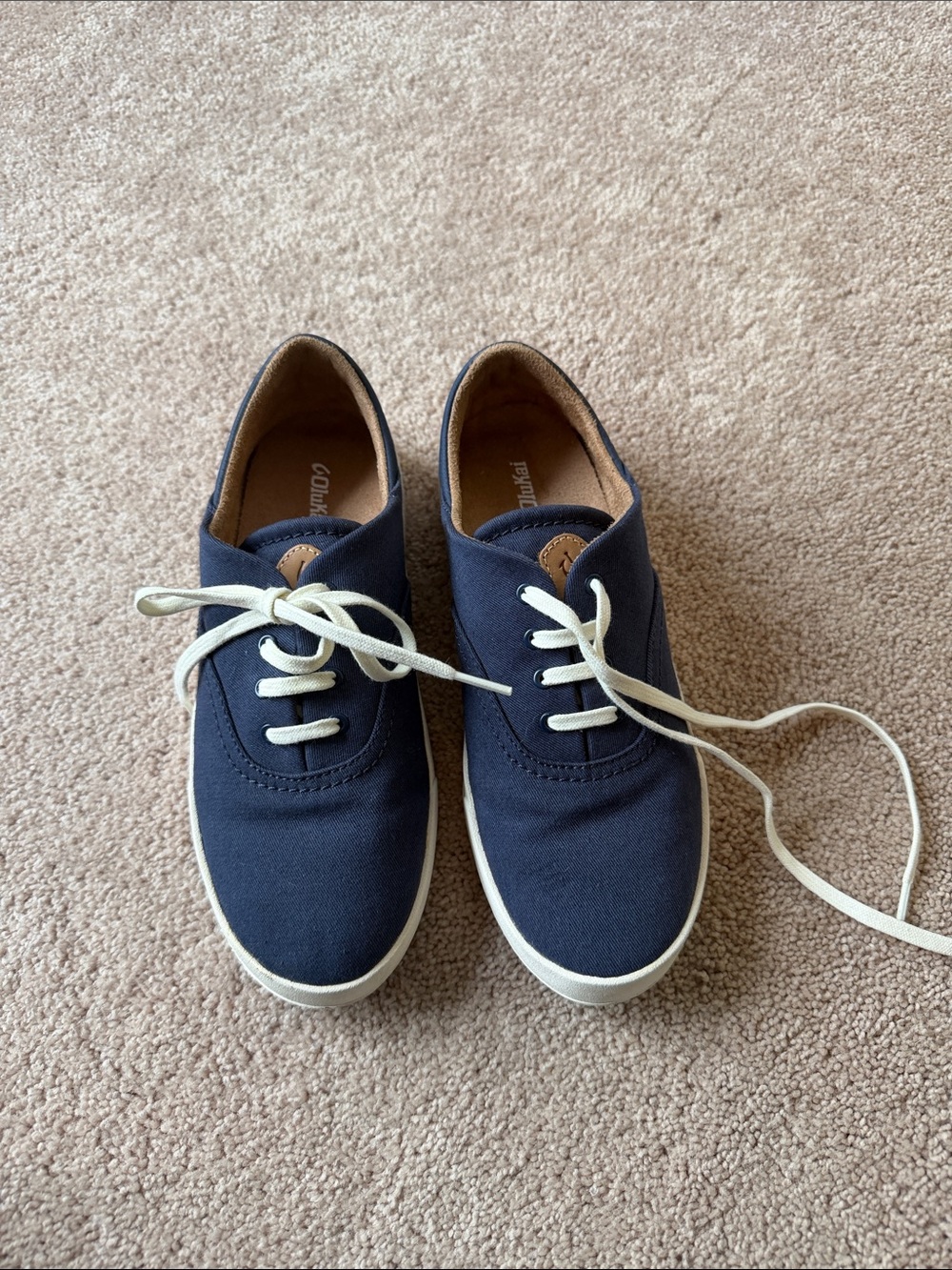 OluKai Women's Navy Canvas Low-Top Sneakers with Cream Laces